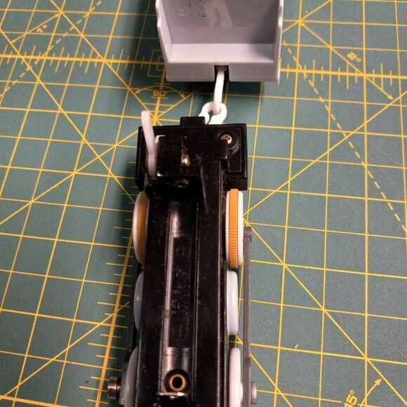 TOMY Train Spencer and Tender w/ (4) pieces  Straight Track Battery Operated - Picture 6 of 6